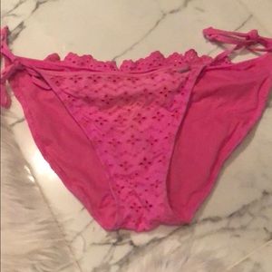 PiNK bikini bottoms